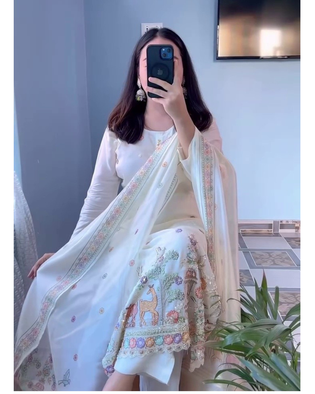 Safed Noor Embroidered Kurta Set with Dupatta