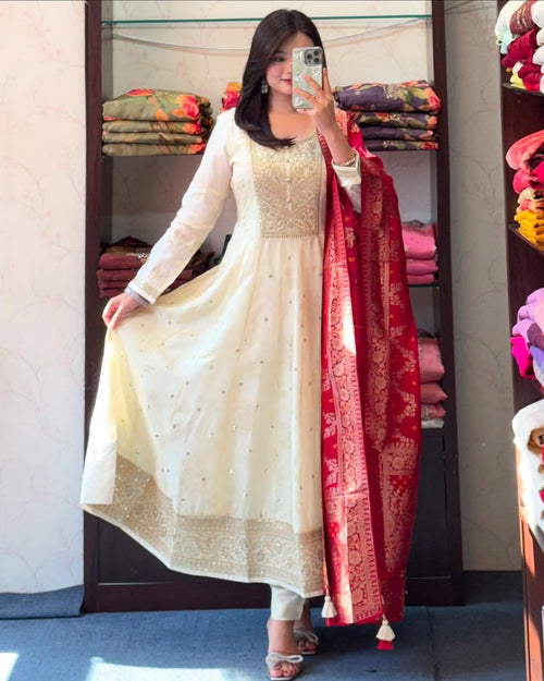 Chandni Noor Flared Anarkali Suit Set